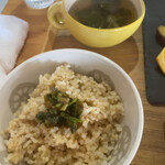 OYOBARE - 玄米ご飯も美味しい