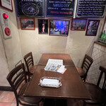 ダ・ボッチャーノ - 1階テーブル席