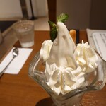 ミルク&パフェ よつ葉ホワイトコージ - アップ