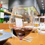 料理とワイン じょかーれ - フルール ド クリテイヤック(フランス)
            苦味のある赤ワイン