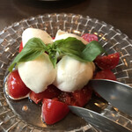 ダ アチュ - 水牛チーズのカプレーゼ