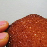 パティスリー リョーコ - 画像中央の塩の結晶、お分かりになりますか？！