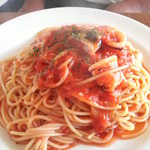 Lamp - 友達の頼んだ、魚介のトマトソースのパスタ（ペスカトーレかな？）大盛り100円増しで900円＋100円