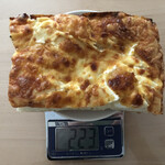 パン工房 ブランジェリーケン - 蜂蜜とチーズのフォカッチャ　400円