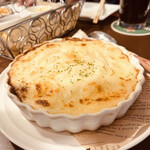 IRISH PUB CELTS - 牛肉のシェパーズパイ