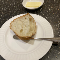 海鮮フランス料理 和楽 - パン。食べていると美味しくて直ぐ食べ終わってしまった。