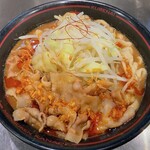 麺創研 紅 - 紅らーめん(890円)