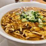 鼎泰豊 - 酸辣湯麺