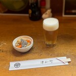 Tsuwano - お通し、サービスのビール