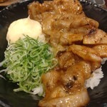 カルビ丼とスン豆腐専門店 韓丼 - 