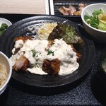 Doraibuin Tori - チキン南蛮定食