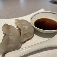 中国飯店 富麗華 - 肉汁たっぷり焼き餃子
