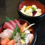 魚健 - かいせん丼、手巻きも出来る