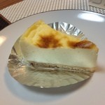 MOET - チーズケーキ（500円）