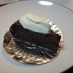 MOET - チョコレートケーキ（530円）