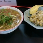 中華料理 西湖 - サービスセット(スタミナタンメン、半チャン)