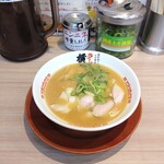 Ramen Yokoduna - ラーメン