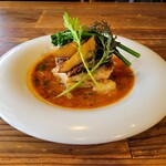 ニベのポワレ海老と魚介のスープ仕立て