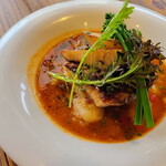 レ ファーブル ボンジュール - ニベのポワレ海老と魚介のスープ仕立て