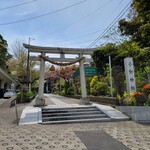 レ ファーブル ボンジュール - 小動神社