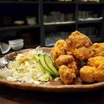 串坊 - 絶品の唐揚げ