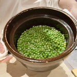 銀座 しのはら - うすい豆のご飯 鯛の胡麻和え 香の物