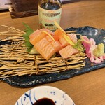 大阪産料理 空 - 大阪産に認定された『美咲サーモン』のお刺身ハーフ