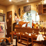 コム・ア・ラ・メゾン - カウンター席もあります。