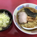 jr. 菜苑 - 醤油ラーメンとミニ純レバ丼 890円