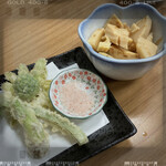 大むら - 筍の煮物と山菜天ぷら　680円