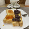 茶処しんり - コーヒーとあずき＆ジャムトーストで千円。ジャム選べた。楽しかった。味は普通以下。