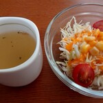 Nanashi Kafe - ランチのサラダ、スープ