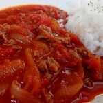 Nanashi Kafe - トマトのハヤシライスのアップ