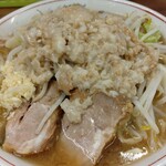 ラーメン二郎 - 11:15着丼、ニンニク&アブラ