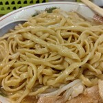 ラーメン二郎 - このピロピロ感がたまらん