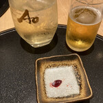 うなぎ四代目菊川 東京駅黒塀横丁店 - 捌き立てでまだ動いているハツ