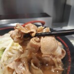 麺創研 紅 - 旨い豚バラ