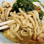 ラーメン たかはし - 全粒粉麺は特製麺とはまた違った味わい