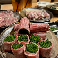 ホルモン焼肉 富や 栄店 - 