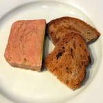 コム・ア・ラ・メゾン - ランド産鴨のフォアグラのテリーヌ　アルマニャック風味2,200円