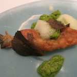 フロリレージュ - 鮎のフリット、すりおろしたズッキーニと夏トリュフを添えて。