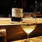 薪鳥新神戸 - 白ワイン グラス（Henri Bourgeois Sancerre Le MD De Bourgeois 2013）