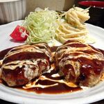 喫茶 寿々 - 煮込みハンバーグ定食（大盛）850円