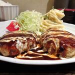 喫茶 寿々 - 煮込みハンバーグ定食（大盛）850円