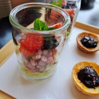 ザ タヴァン グリル＆ラウンジ - 