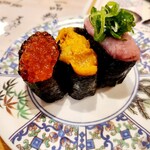 海都 - うに、いくら、ネギトロ800円、ネギトロは良いけど残り二つは…ちょっとお値段強気過ぎですね