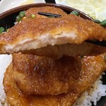 Tonkatsu Hamaya - タレかつ丼のタレかつ 断面