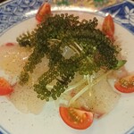 磯丸水産 - 真鯛と海ぶどうのカルパッチョ