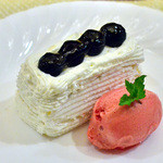 ビストロ ヴァンルージュ - ブルーベリーのアリュメット　シャーベット添え