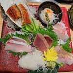 寿司を味わう 海鮮問屋 浜の玄太丸 - 刺盛り